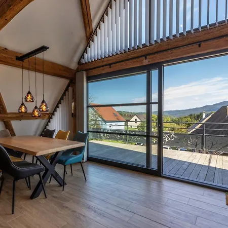 Lorenz - D Exception & Balneo Nyaraló *