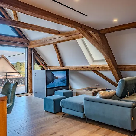 Lorenz - D Exception & Balneo *